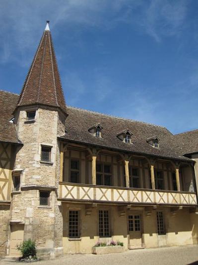 musee-du-vin-de-bourgogne-de-l-hotel-des-ducs-de-bourgogne-de-beaune.jpg